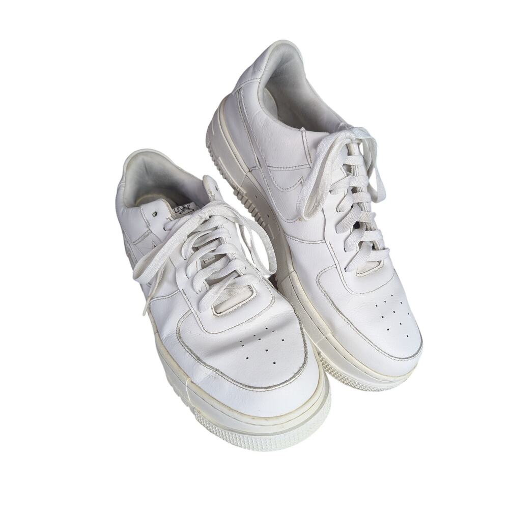 Nike Air Force 1 Womens Pixel Sneakers W12